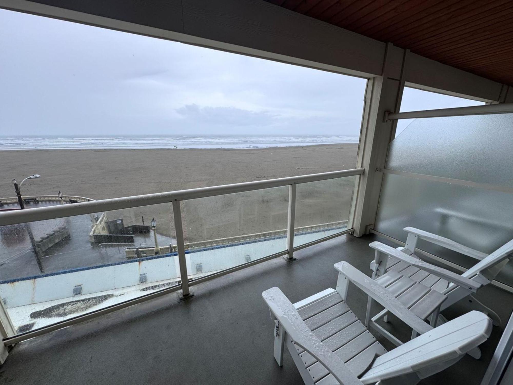 Promenade Inn & Suites Oceanfront Seaside Exteriör bild